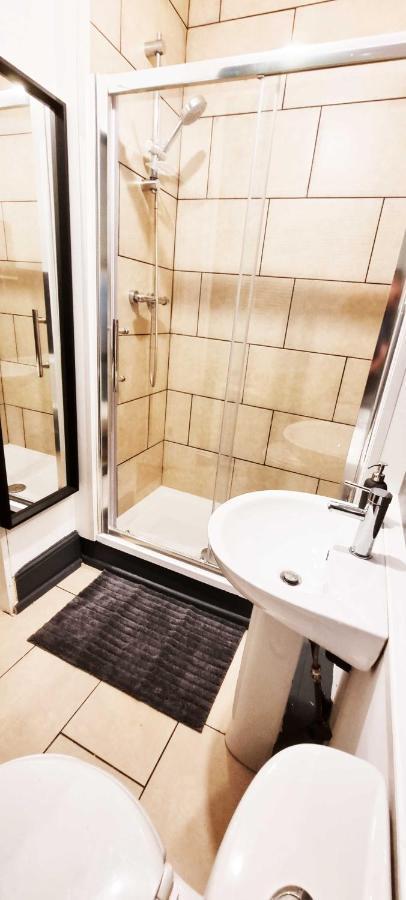 Lovely Studio In Vauxhall Лондон Экстерьер фото