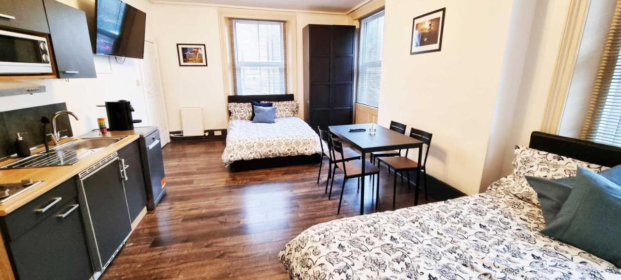 Lovely Studio In Vauxhall Лондон Экстерьер фото
